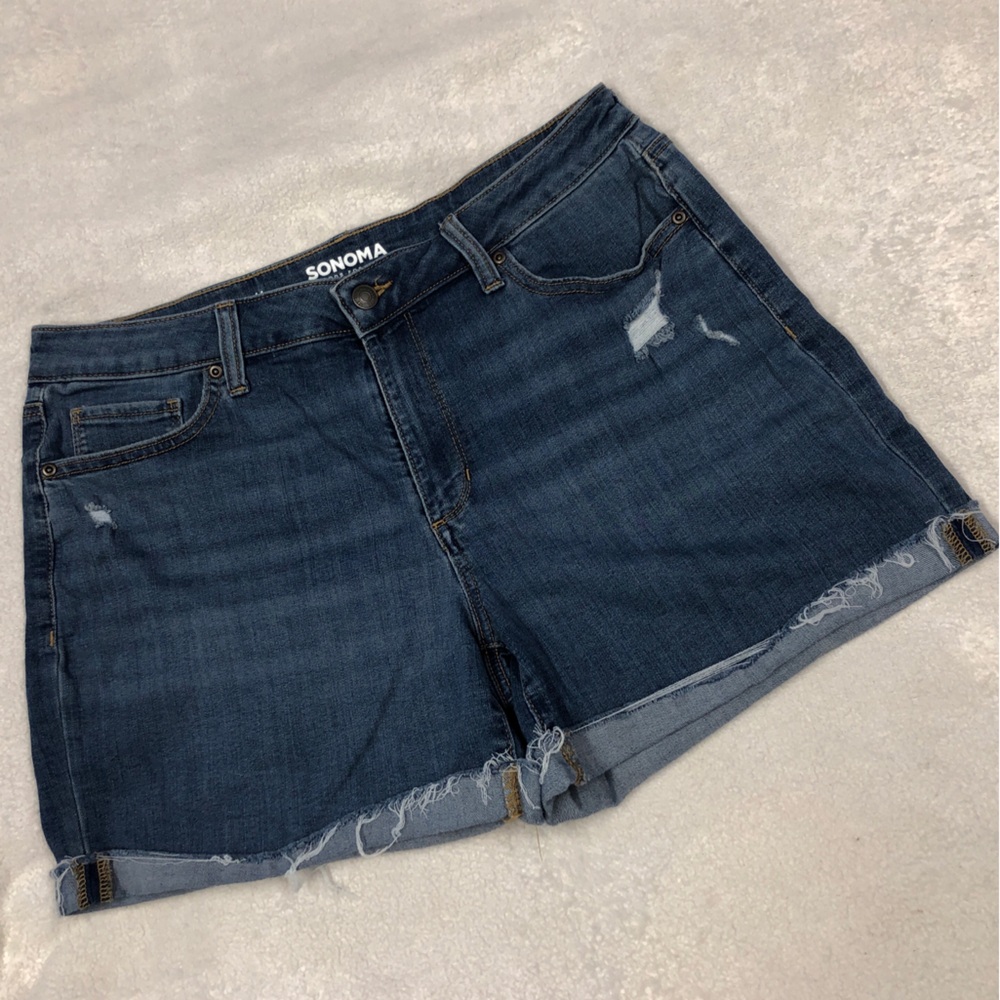 Sonoma Like New Frayed Cuffed Hem Denim Shorts size 14